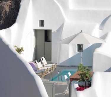 Messaria Apartment | Drops Cave Houses