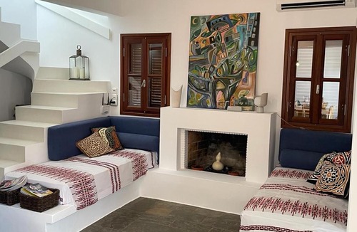 Kymi-Aliveri Villa | Eirini Villa by ΜΡS