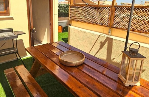 Old Town Rethymnon House | Elegant Old Town Home|Rooftop Dining & Bathtub|Walk to Beach & Nightlife