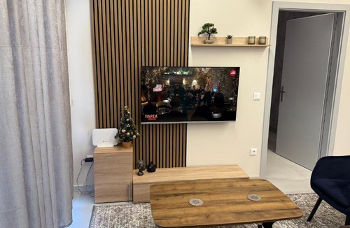 Rogkia House | Elias house