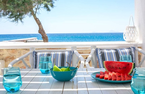 Exomytis Villa | Elite Santorini Villa Aegean Melody Suites 1 Bedroom Heated Outdoor Jacuzzi Vlyxada