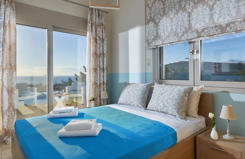 Kalamaki Apartment | Elkysti Crete Deluxe Apartment Corina