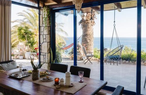 Minoa Pediada House | Elouthia Residence with Sea View and Hot Tub