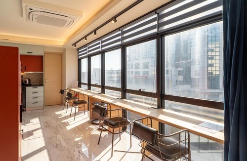 Vardaris Hostel | Empyrean Luxury Dorms