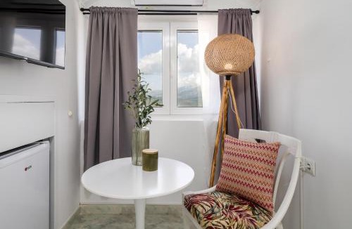 Menegata Apartment | Eraora Lofts & Apartments Kefalonia