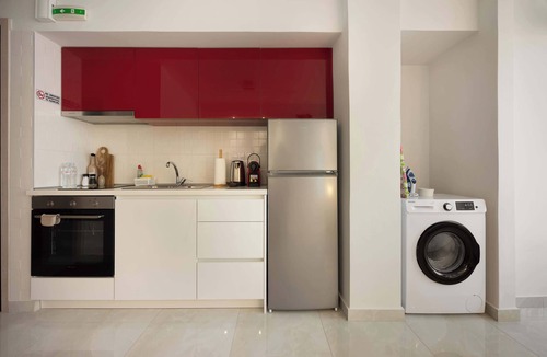 Vardaris Apartment | Estia Premium Apartments - Luxury Kingbed Studio Vackhou 1