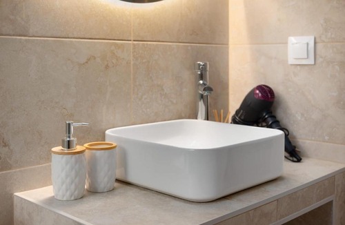Vardaris Apartment | Estia Premium Apartments - Executive Suite Vakchou 1