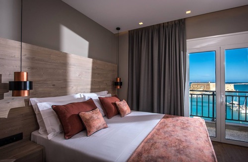 Heraklion Apartment | Everblue Apt with Unique Sea & Old Port View in the City Center