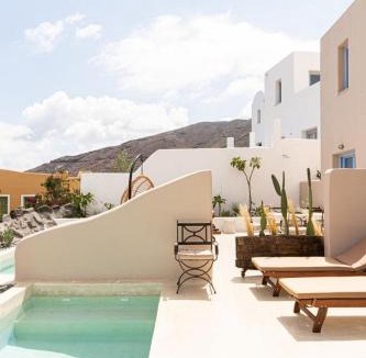 Finikia Villa | Exclusive Santorini Villa 3 Bedroom Villa Private Jetted Pool Sea & Phenomenal Sunset View Finikia