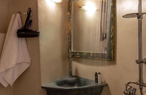 Emporio House | Exi Castle Suites