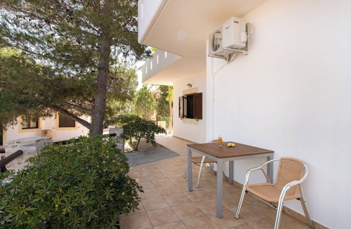 Kamilari Villa | Experience the Cretan hospitality, at a calm place with a breathtaking view!