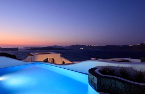 Akrotiri Villa | Exquisite Santorini Villa | Villa Luna | 3 Bedrooms | Breathtaking Sea Views.