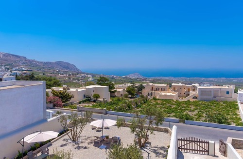 Santorini Villa | Exquisite Santorini Villa | 1 Bedroom Suite | Villa Ignia | Pyrgos