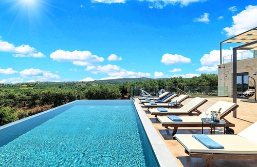 Filaki House | für 10 Personen in Kournas, Kreta (West-Kreta) by Interhome