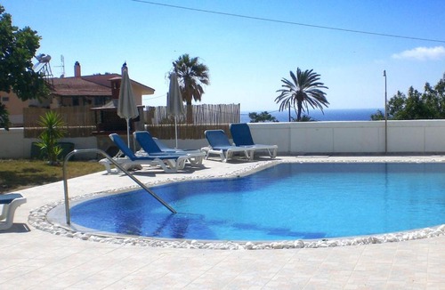 Fanai Villa | Fanes Villa Sleeps 7 Pool Air Con WiFi