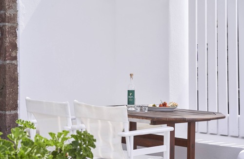 Finikia Apartment | Fava Eco Suites - Family Suite