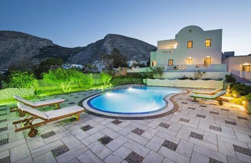 Kamari Villa | Felicity Luxury Villas