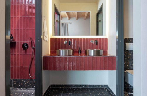 Nikita Hotel | FOS Luxury Suites