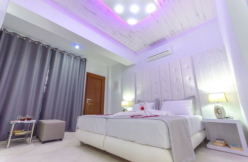 Skiathos Town Villa | Ftelia Luxury Studios - 'Stagioni' (studio 2/2) - built 2017