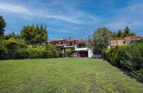 Siviri Villa | Garden house-Chalkidiki Oikies Olga