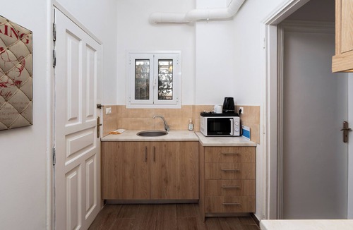 Kerameikos Apartment | Gazi Apartment with Breakfast