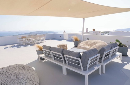 Pyrgos Villa | Gemma villa with Swimming Pool and Sunset View.