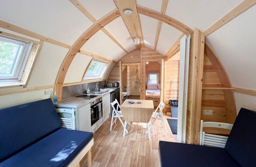 Tomintoul Cabin | Glenlivet Glamping in a Cosy Wooden Lodge - Dog Friendly