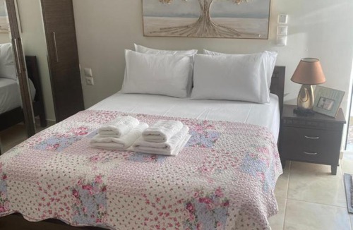 Katsarou Apartment | GoldenHill Studios&apartments