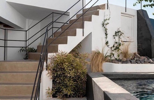 Oia Villa | Gorgeous Santorini Villa | Villa Eleganza | 3 Bedroom | Brilliant Sea Views |.