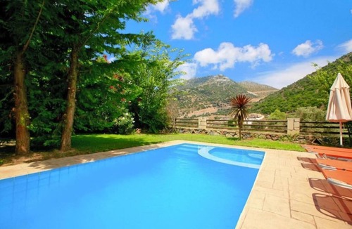 Geropotamos Villa | Great place for large groups and families