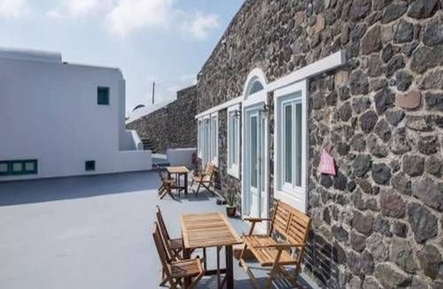 Imerovigli Villa | Great Santorini Villa | Villa Corali | Air Conditioning | 2 Bedrooms | Thira