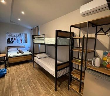 Skiathos Town House | Grecos ART SKIATHOS