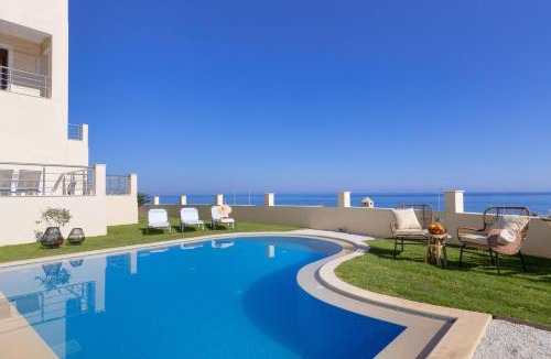 Sfakaki Apartment | Green – A Seaside Escape with Mesmerizing Views
