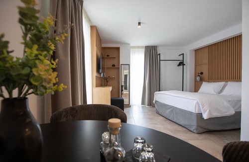 Heraklion House | Griffin Luxury Suite 2 in Heraklion center