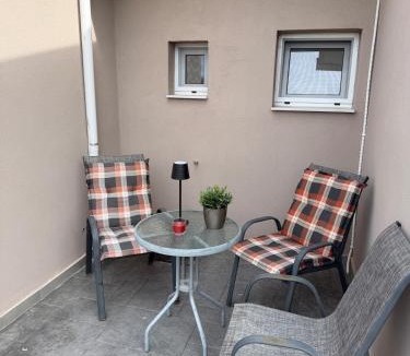 Oropos Apartment | Guest House Evrou