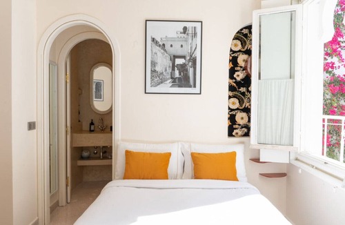 Medina of Tangier Bed & Breakfast | Guesthouse Kasbah: Charming Room With Street View