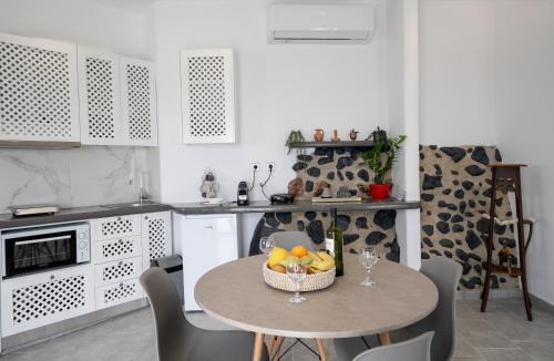 Vourvoulos House | Halari Junior Suite