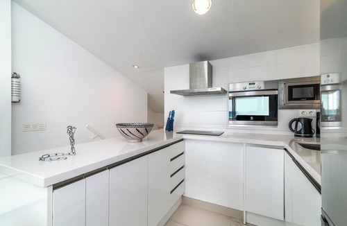 Bahia Dorada House | Holiday Home "Beach-Front Bahía Dorada" with Sea View, Shared Pools and Wi-Fi