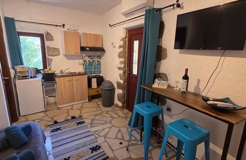 Kounelion Apartment | Homerez - Studio in Nikithianos, Crete