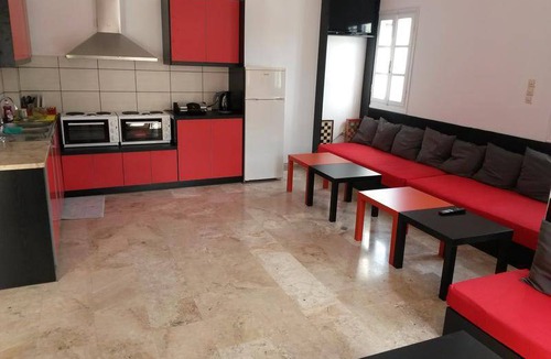 Fira Hostel | Hostel ∙ 8 guests