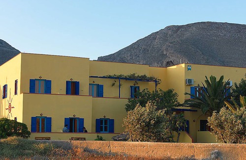 Perissa Hostel | Hostel ∙ 8 guests