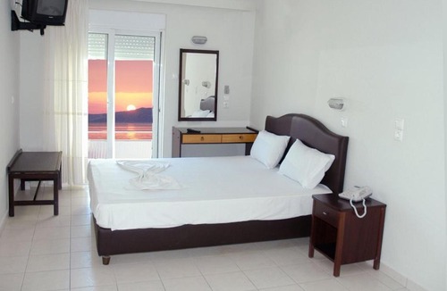 Nea Styra Hotel | Hotel Plaza