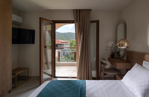 Sarti Hotel | Hotel Pontos