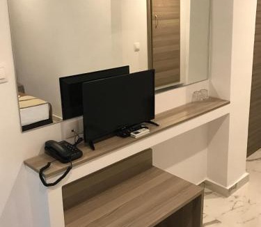 Vardaris Hotel | Hotel Rex