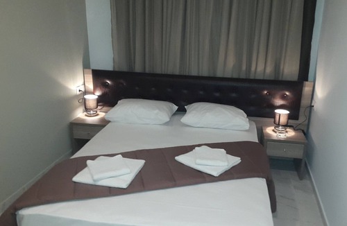 Vardaris Hotel | Hotel Rex