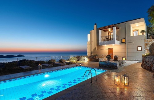 Drosia House | House in Geropotamos with Beautiful Garden