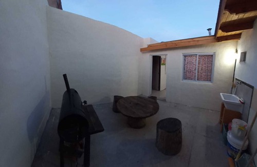 Puerto Madryn House | Ideal lodging for 5 people with patio, barbecue and garage in Puerto Madryn