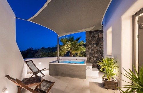 Vourvoulos Villa | iL Fagiolo | Suite 2 | Privacy | Free Parking