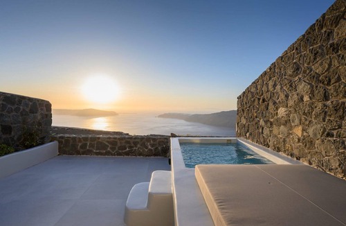 Imerovigli Villa | Incredible Santorini Suite | Elysia Suite | Breathtaking Sea Views | Private.