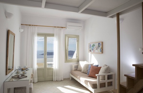 Imerovigli House | Irida Santorini